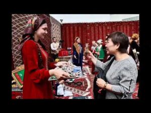 سرور بخشی نینگ سسنده / Türkmen Halısı / Sarwar Bghsi