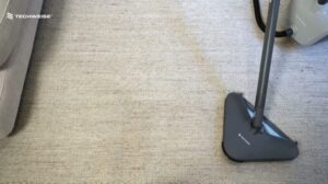 „So dampfst du einen Teppich mit dem Techweise Dampfreiniger“