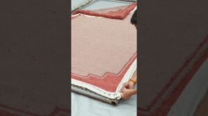 „Unsere Teppichkollektion mit @NuStoryHome ist jetzt in ausgewählten Stilen erhältlich! #teppich #innendesign“
