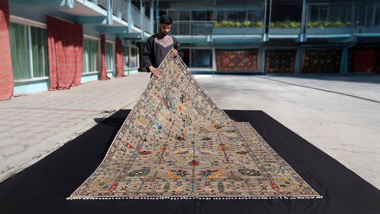 7x10 Lichtbrauner Perserteppich – Eleganz und Handwerkskunst aus Maymana, Afghanistan
