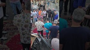 Antike Teppichauktion von handgeknüpften Teppichen aus Tabriz