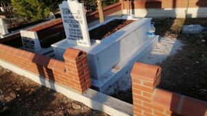 Asri Friedhof YILDIRIM Familiengrabpflege beendet Teppich 2. Video Eskişehir