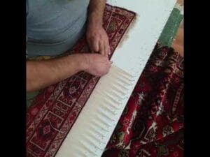 Elgewebter antiker Teppich OriginalFransenreparatur