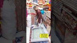 Kaufen Sie ausländische Teppiche zum halben Preis 😱 Kostenlose Lieferung in ganz Bangladesch 😱 #carpet #shortsfeed #shortvideo