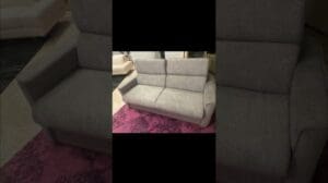 Maßgeschneiderte und personalisierte Sofas#Wir erwarten Sie in der Piazza Medaglie d’Oro 2 FG#Für Infos 320/6178058