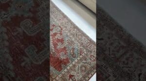Minimalistisches Chaos: Vintage-Teppiche | Vintage Persischer Tabriz