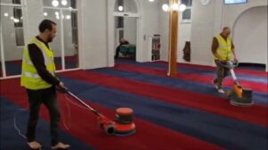 PROJEKT -TEPPICHREINIGUNG FISABILLAH MOSCHEEN 🕌 WERDE MITGLIED FÜR €2,50 ÜBER UNSERE WEBSEITE WWW.NAJIBA.NL