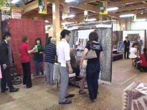 Perserteppich-Ausstellung Big Wood Möbel Outlet