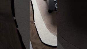 STILVOLLE TEPPICHE IN UNREGELMÄßIGER FORM! TEPPICH- UND DEKOR-SALON IN MINSK! #designer_minsk #interiordesign
