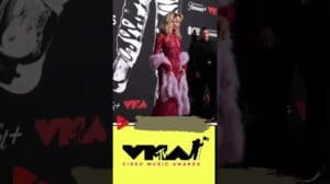 VMAs 2025 Roter Teppich: Unverzichtbare Looks | Teil 01
