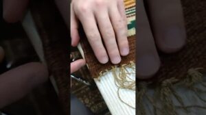 Vorūhrzeitlicher Teppich Reparatur Alte Dame