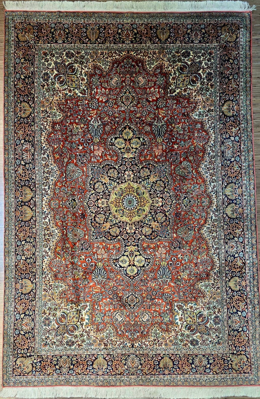 Orientteppich Ghom 267 x 180 cm Seide handgeknüpft wunderschön