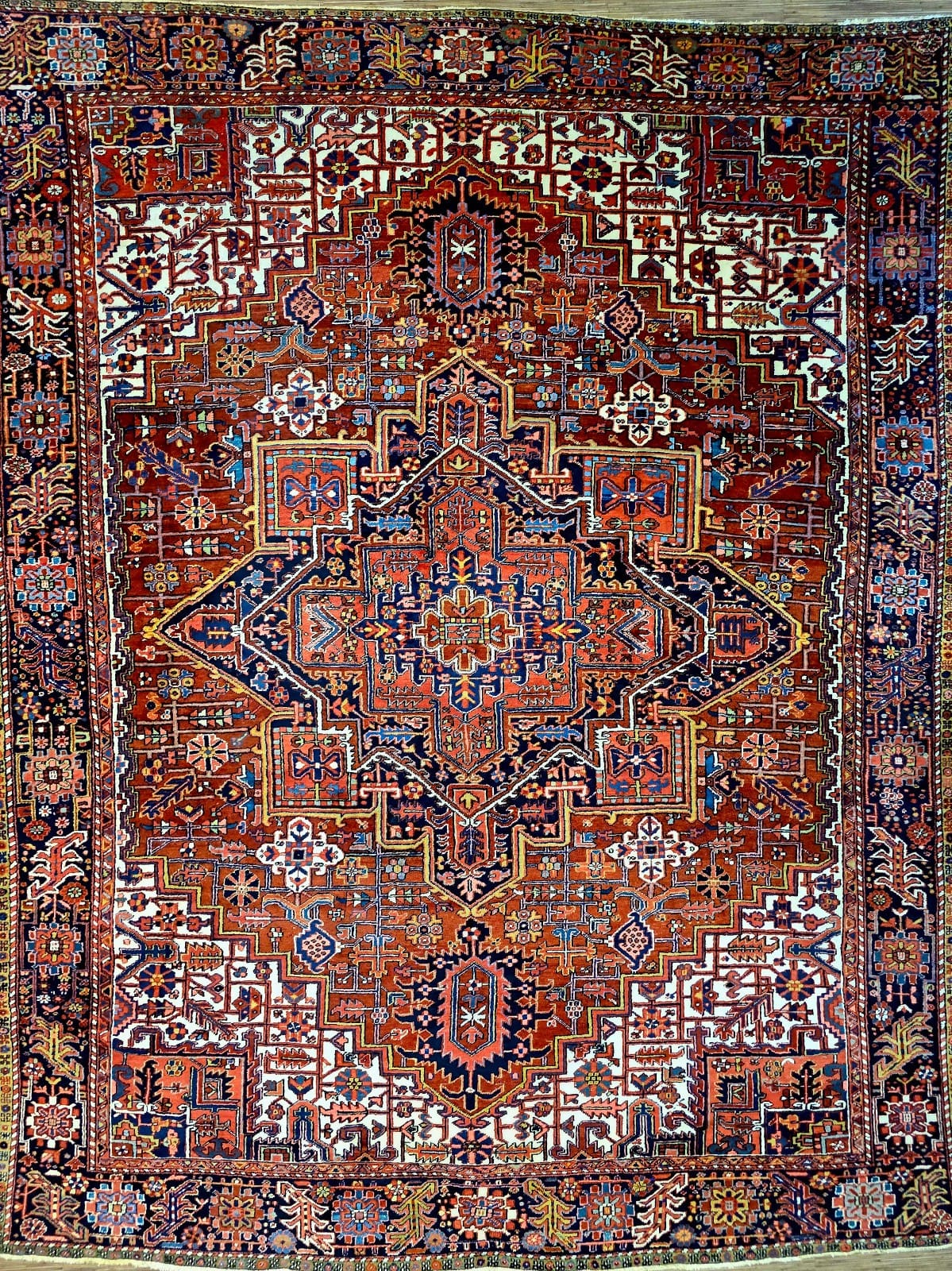 Perserteppich Heriz 398 x 305 cm Schurwolle handgeknüpft antik