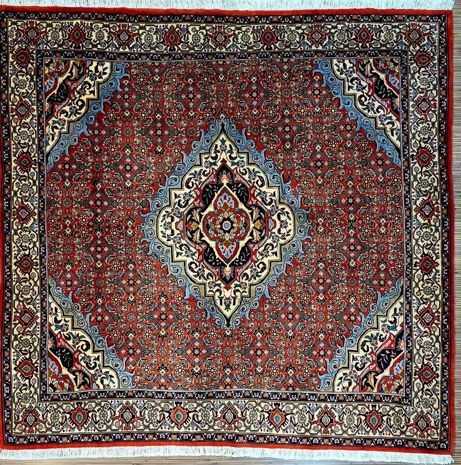 Persischer Bidjar 150 x 150 cm Schurwolle handgeknüpft rot