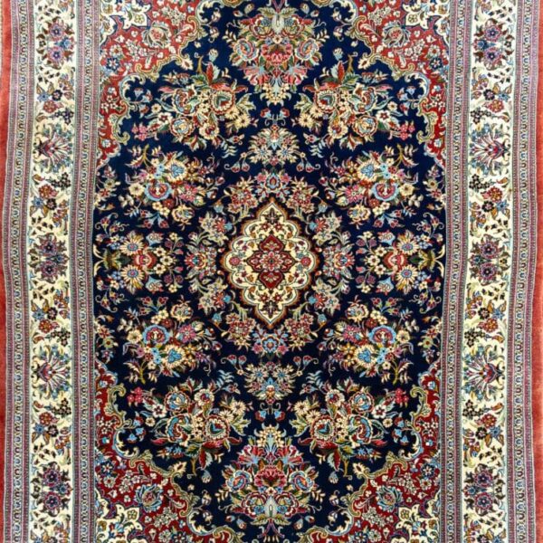 Perserteppiche & Orientteppiche
Standorte: Wien | Hamburg | Dubai | New York | Los Angeles | Teheran
Herkunft unserer Teppiche: Täbriz | Isfahan | Ghom | Kashan | Nain | Kerman | Hamadan | Sarough (Farahan) | Qashqai | Mashhad
Seit 1876
5. Generation der Familie FARAHANI
Kostenloser Versand in Europa
Schnelle Lieferung in die USA

(Visit our US Store!)
Weltweite Lieferung auf Anfrage

14 Tage Rückgaberecht

Original, Handarbeit, Nachhaltig

Zertifikate auf Wunsch