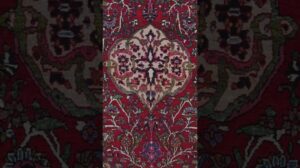 Antiker signierter Isfahan-Teppich - Spätes 19. Jahrhundert