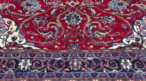 Blau, Rot und Beige halb-antiker persischer Kashan-Teppich 7'10X10'10 - M 1032