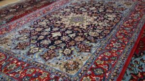 Handgeknüpfter #Original #Persischer #Teppich aus Isfahan (Esfahan) extrem fein geknüpfter Tak Kheft auf Seide