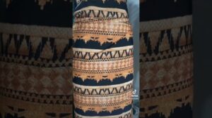 Kain Lilit Motif Teppich Pesta