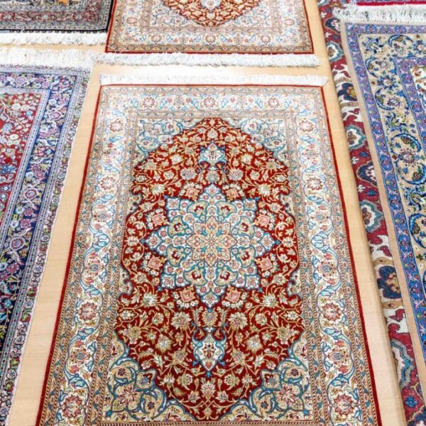 Paar (2x) 118.5cm x 75.5cm ORIGINAL echte Qom (Ghom) Seidenteppiche 100% echte Seide auf Seide 70 Radj 1 Mio. Knoten/Qm Iran W1(#478)