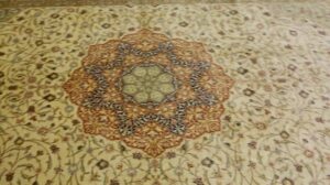 Teppich 6507-Noori-IR aus der Kollektion QOM auf der Webseite kover.ru