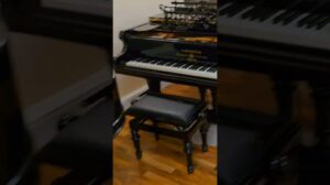 Unser Showroom für antike #Steinway #Bösendorfer #Bechstein #Klavier #Horowitz #KlassischeMusik #Musik