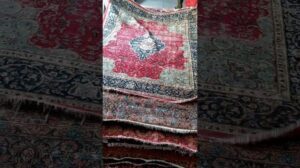„Schöne Teppiche werden für weitere Verfahren geöffnet🔥♥️ #antik #teppiche #traditionelleTeppiche #vintage“