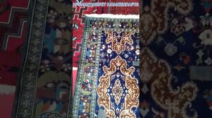 Alter handgefertigter persischer Teppich aus Yazd, Iran #handgemacht #persisch #yazd #alt