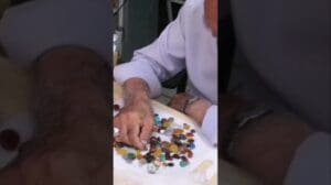 Iranische Stadtführung 🇮🇷, Teppichmarkt und das alte Khan-Bad #shorts