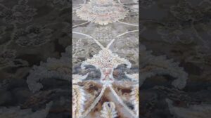 Persischer Teppich der Fabrik Farrahi Carpet, Iran