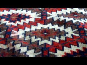 Turkmenische Teppiche: Zuerst Weiß lesen