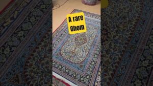 „#GhomTeppich #PersischerTeppich #Handgeknüpft #Luxusteppich #Kunstsammler #Luxusdekoration #Wohnkultur #Inneneinrichtung“