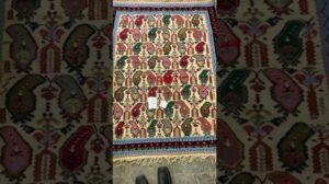 Galerie Teppich Nahid bietet verschiedene Arten von Ghom und handgefertigten Teppichen aus Bijar, Teppich Eisen 09395068339